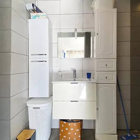 Clair, Climatisé Avec Jardin Et Parking Apartamento *